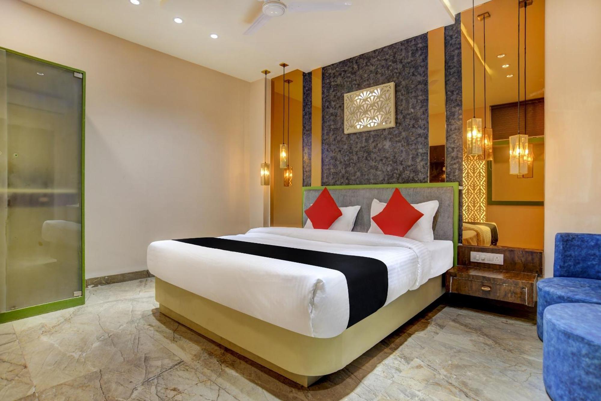 Capital O Abri Krishna Hotel Indore Exterior foto